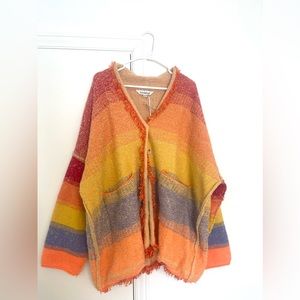BOUTIQUE | vibrant sweater NWTO